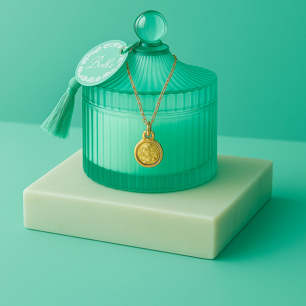 Edle Schmuckkerze mit Geburtsstein - Duftkerze mit Anhänger und Kette aus 925er Silber, vergoldet