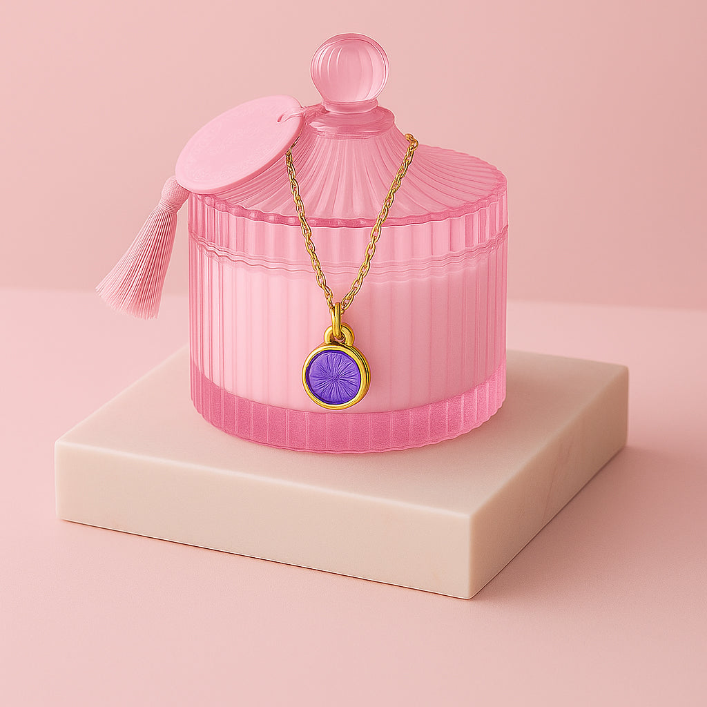 Edle Schmuckkerze mit Geburtsstein - Duftkerze mit Anhänger und Kette aus 925er Silber, vergoldet