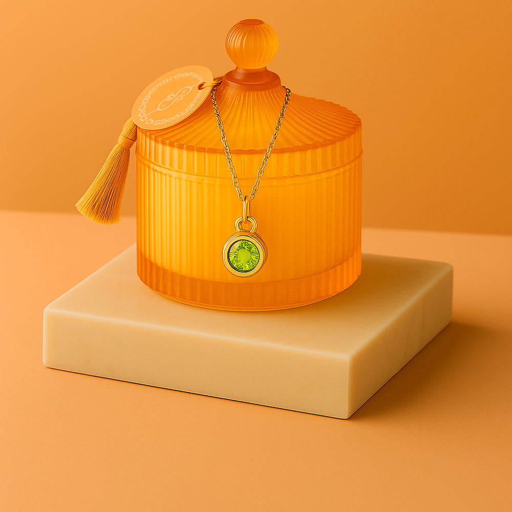 Edle Schmuckkerze mit Geburtsstein - Duftkerze mit Anhänger und Kette aus 925er Silber, vergoldet