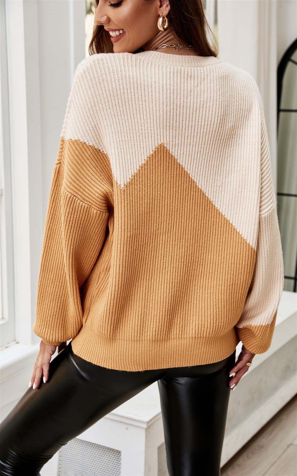 Block Colour Relaxed Knit Jumper Top In Beige & Camel - AXON
