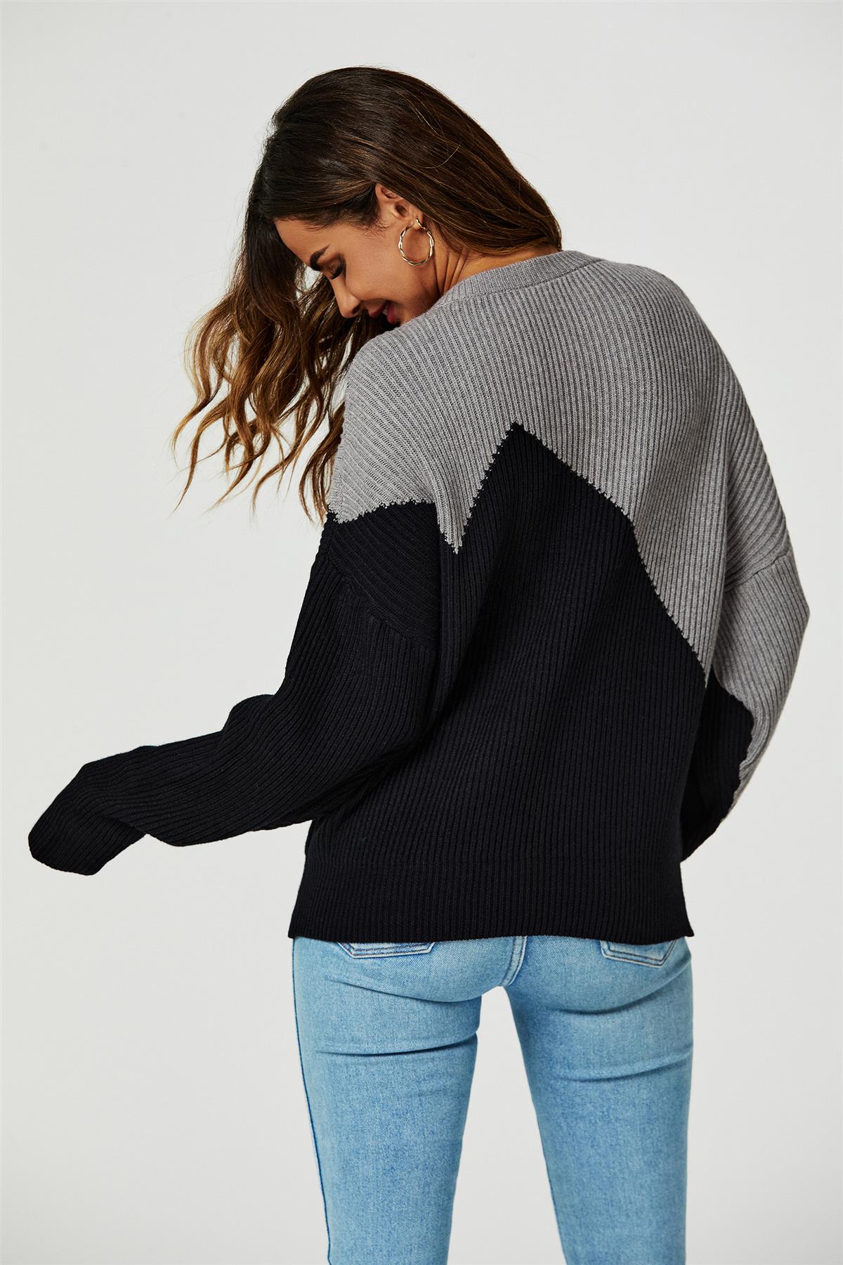 Block Colour Relaxed Knit Jumper Top In Grey & Black - AXON