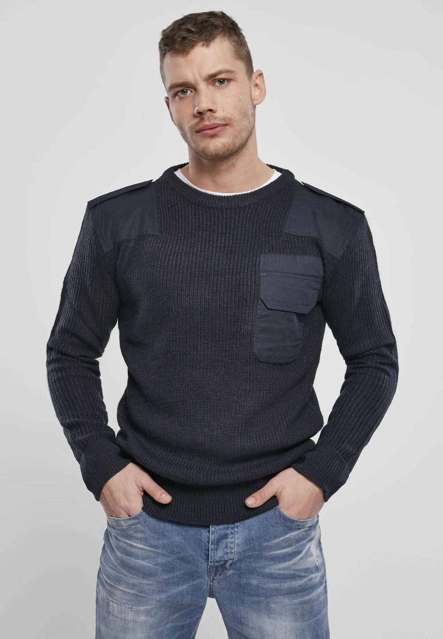 BW Military Sweater - AXON