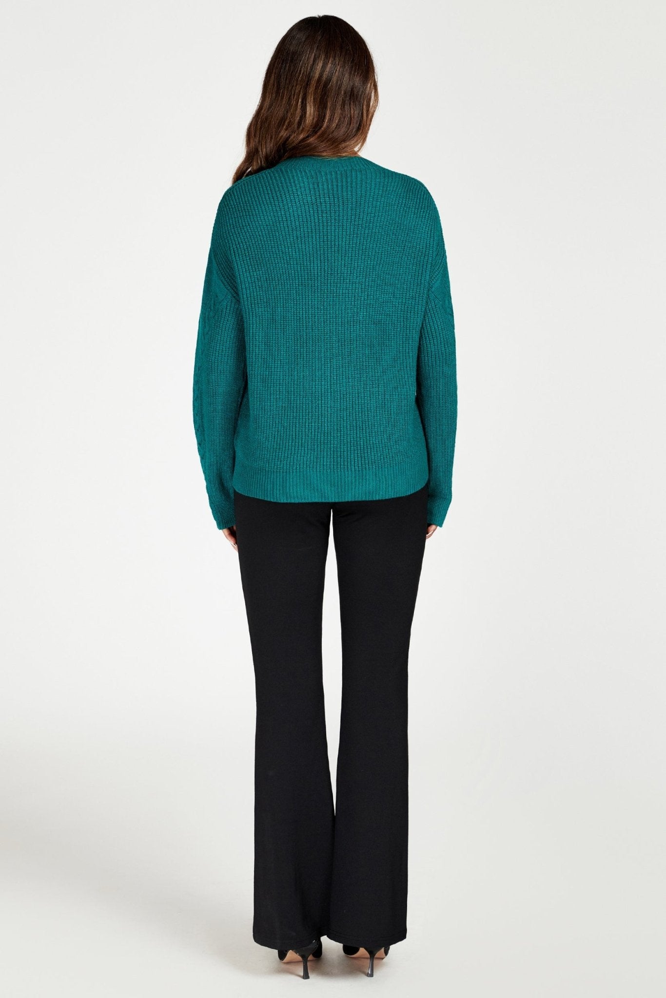 Cable Knit Crew Neck Jumper in Green - AXON