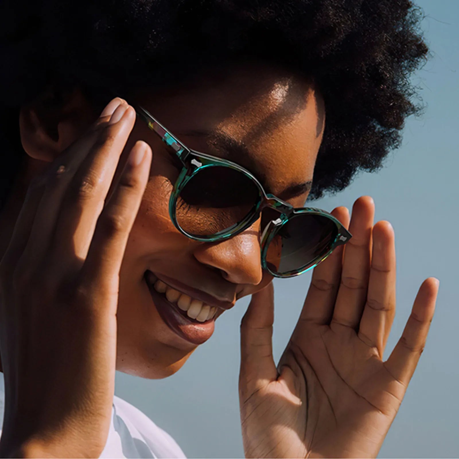 Chicago - Tropical Escape - AXON