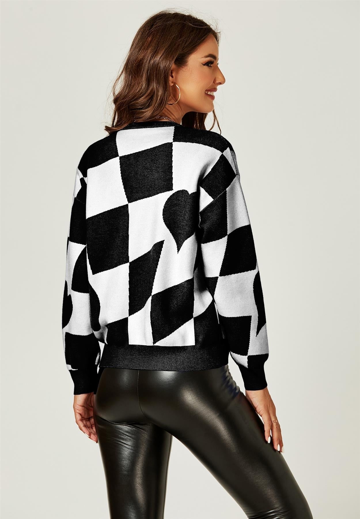 Comfy Geometric Pattern Jumper Top In Black & White - AXON