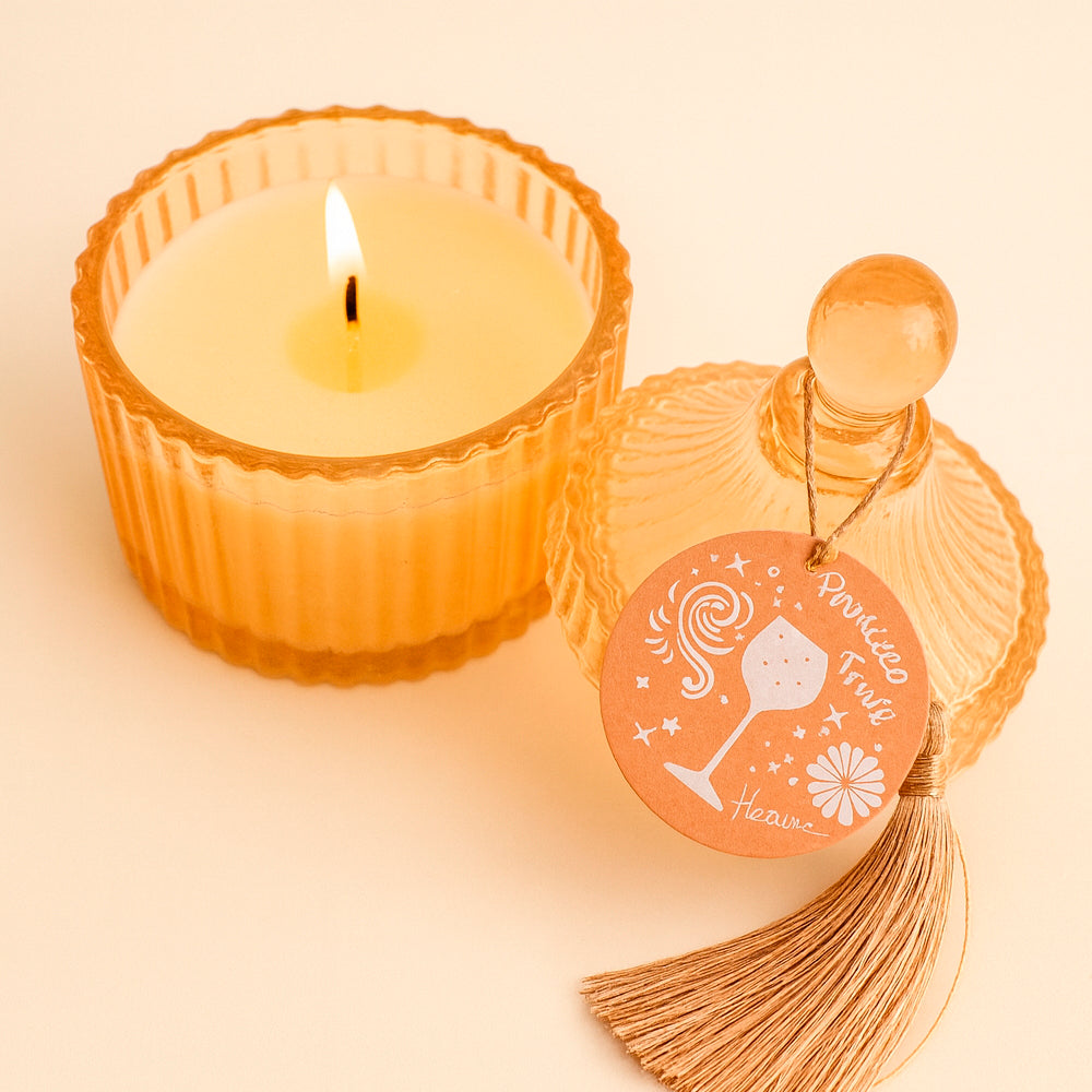 Duftkerze im edlen Glas, mit Deckel