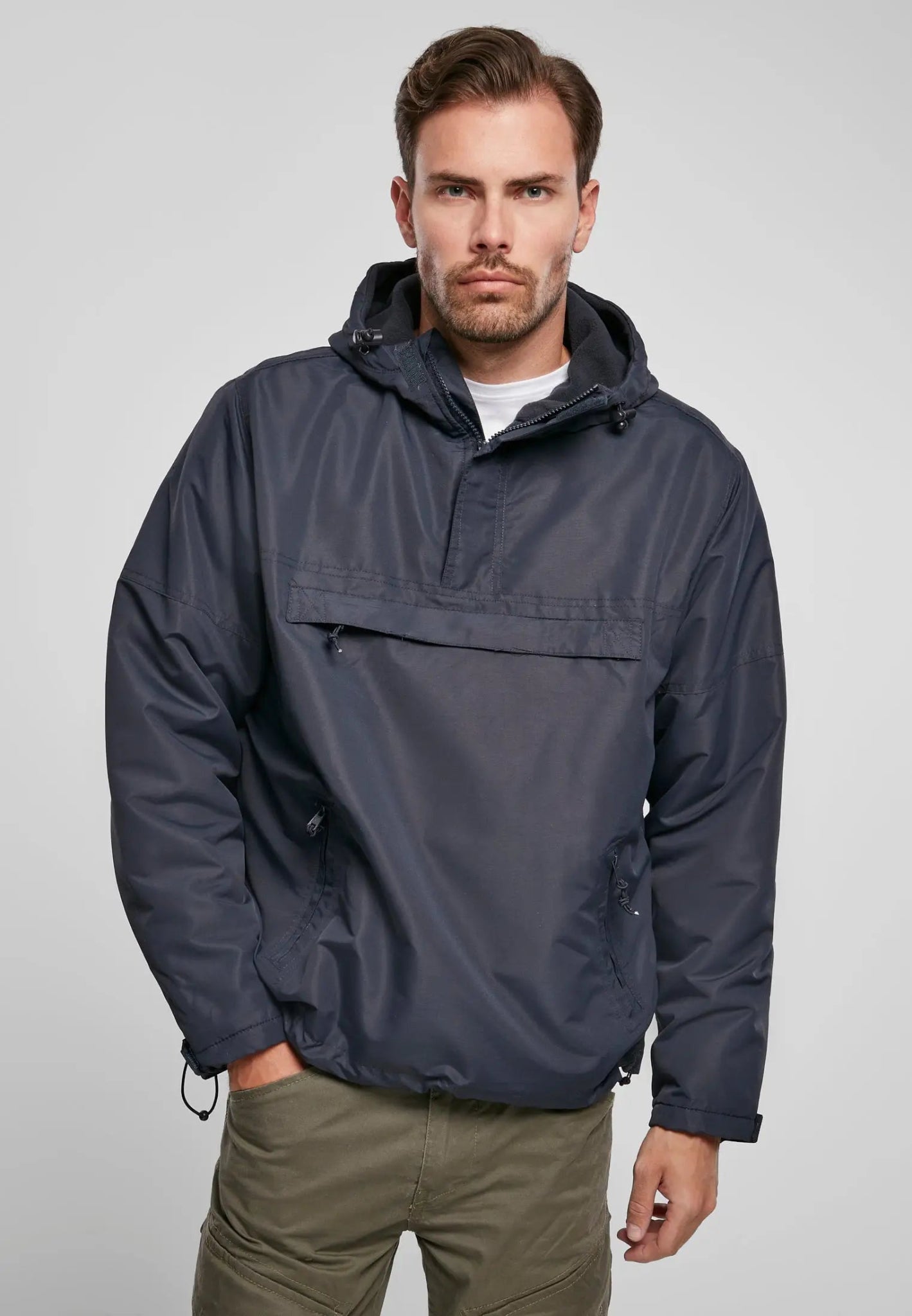 Essential Windbreaker - AXON