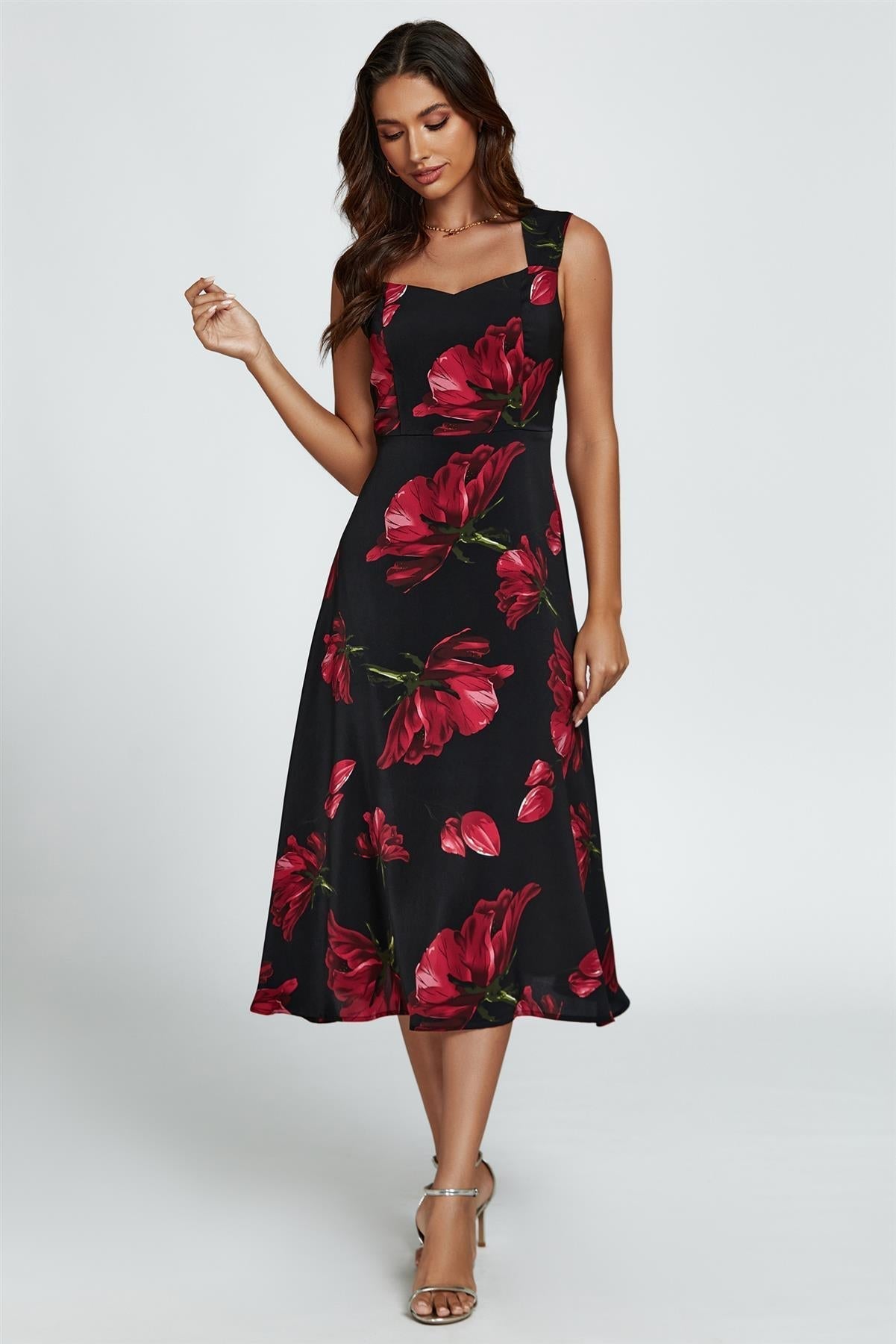 Floral Print Heart Neck Midi Dress In Black - AXON