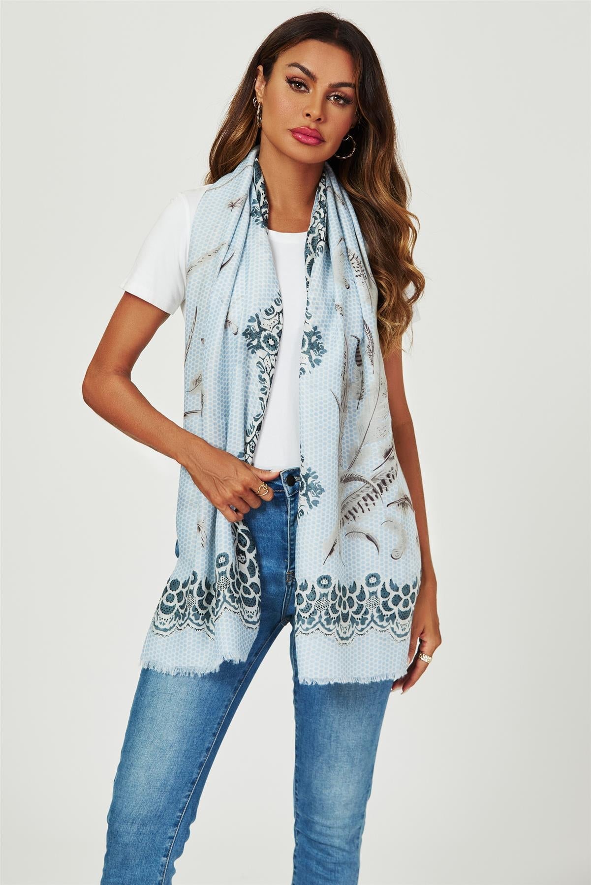 Geometric & Feather & Lace Print Scarf In Blue - AXON