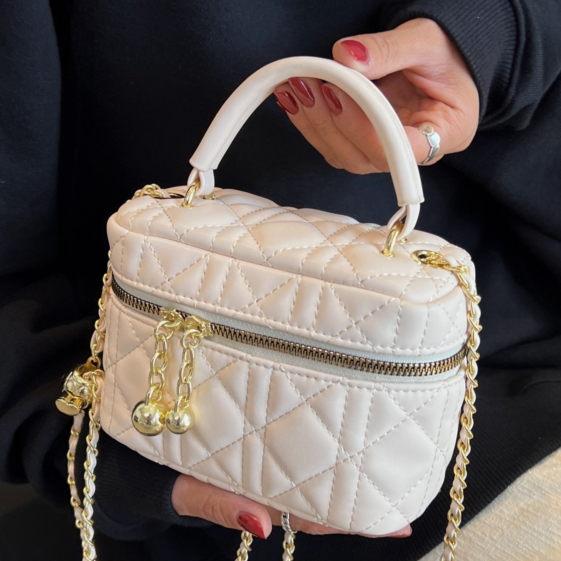 High Sense Versatile Handheld Mini Bag - AXON