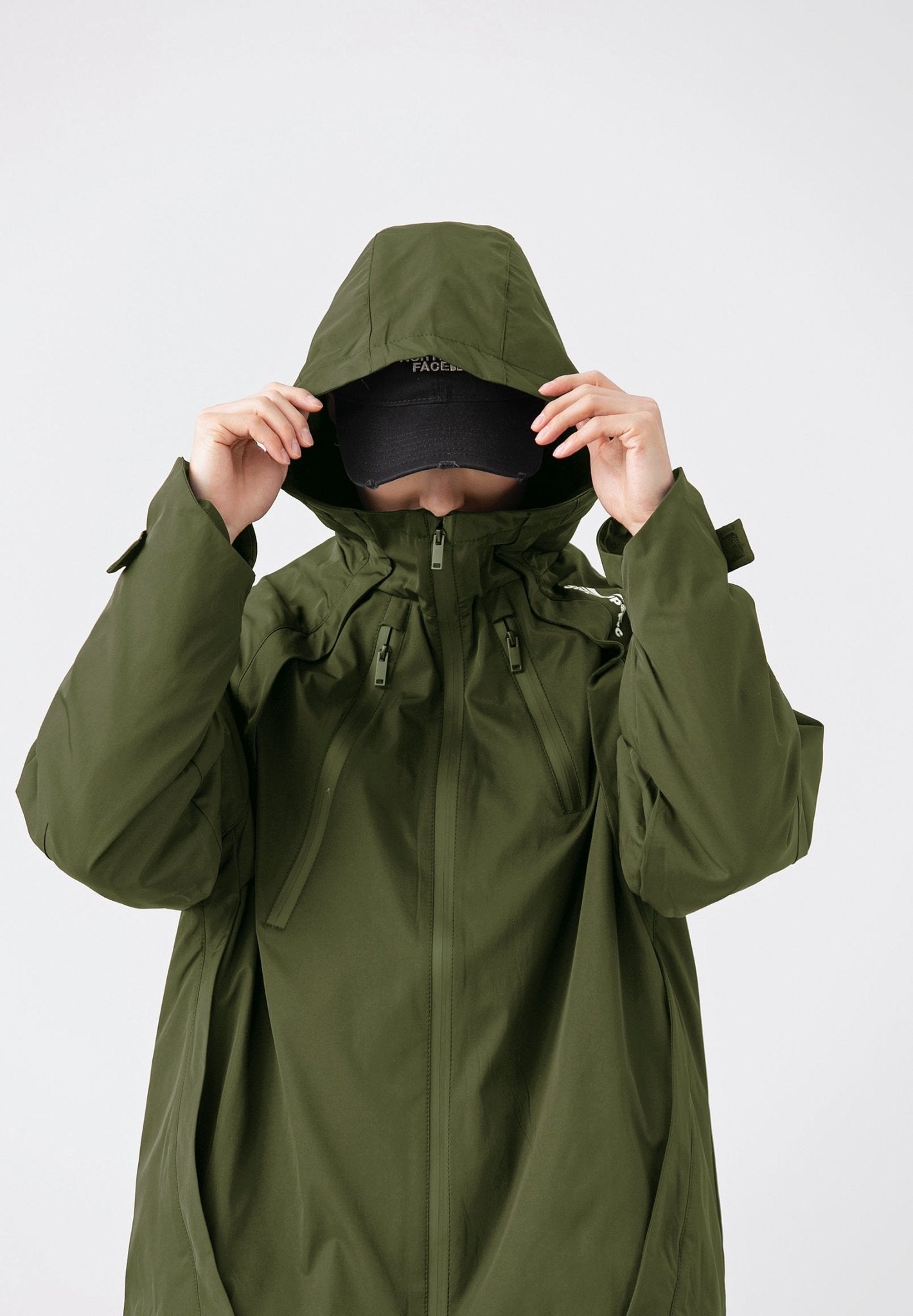 Hooded Jacket Windproof Outerwear in Olive - AXON