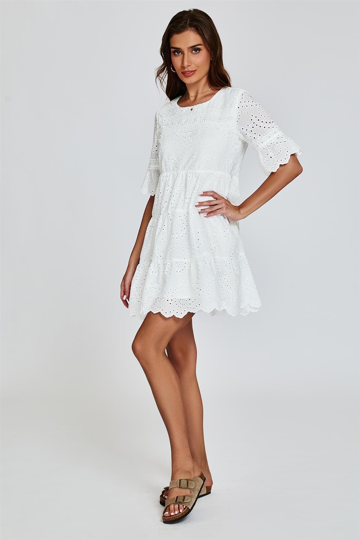 Lace Mini Dress In White - AXON