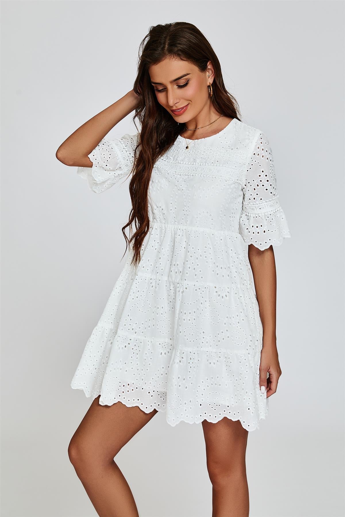 Lace Mini Dress In White - AXON