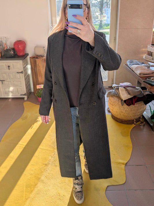 Eleganter doppelreihiger langer Blazer Mantel in Anthrazit für Damen von ATTENTIF