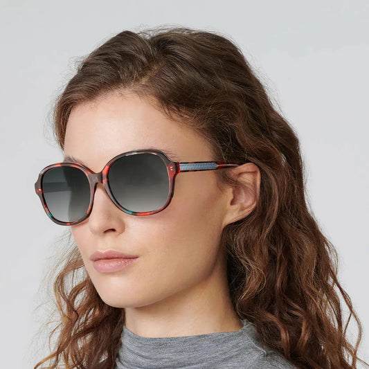 Matthew - Scarlet Dream - AXON