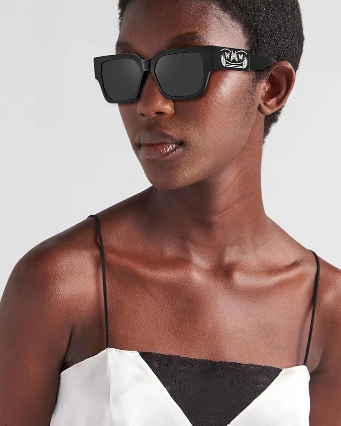 Monika - New Yorker - AXON