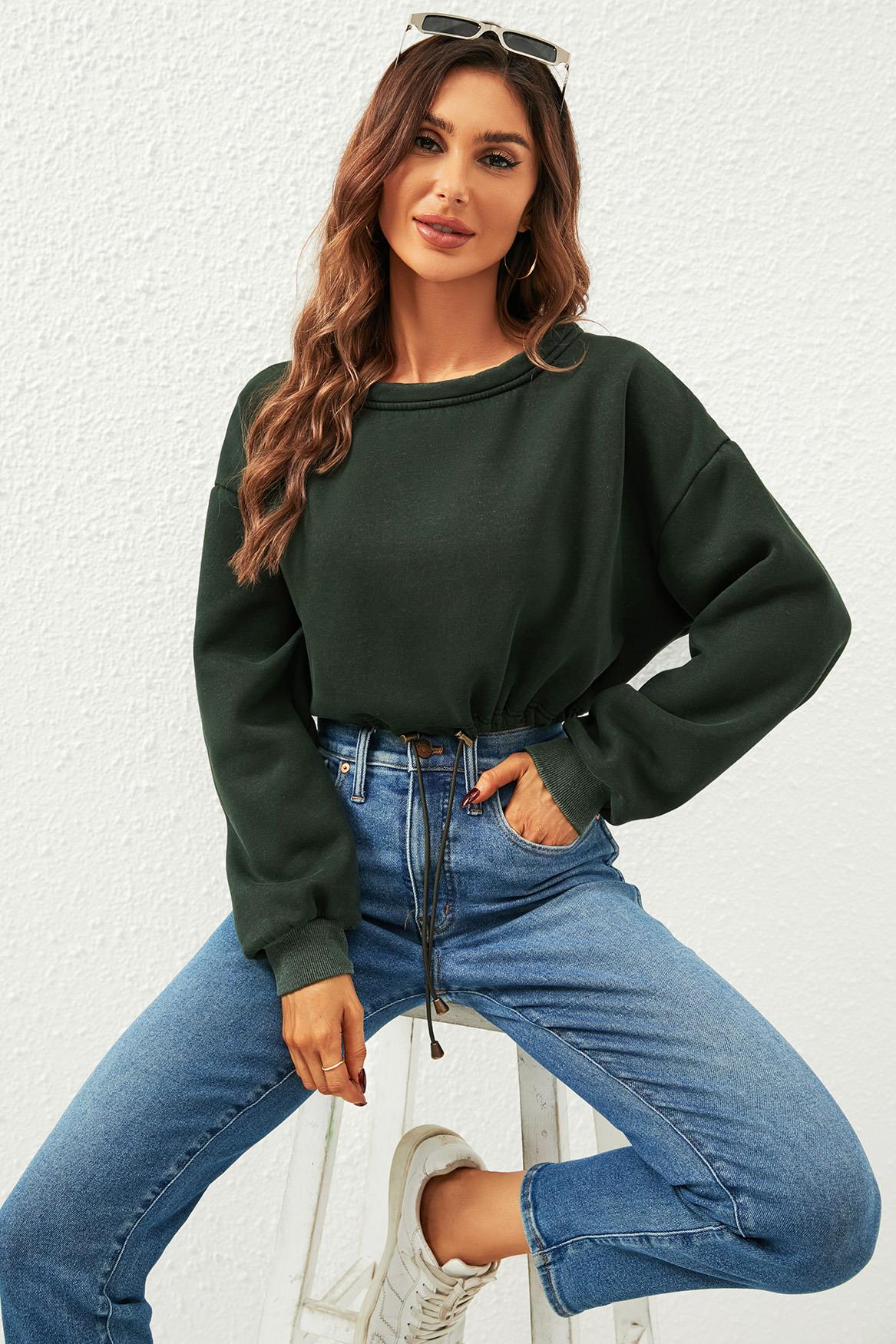 Perfectly Oversized Cropped Sweatshirt In Dark Green - AXON