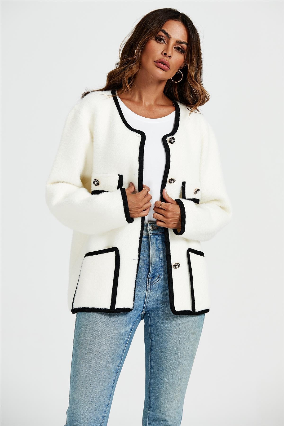 Relaxed Boucle Jacket In Cream White - AXON