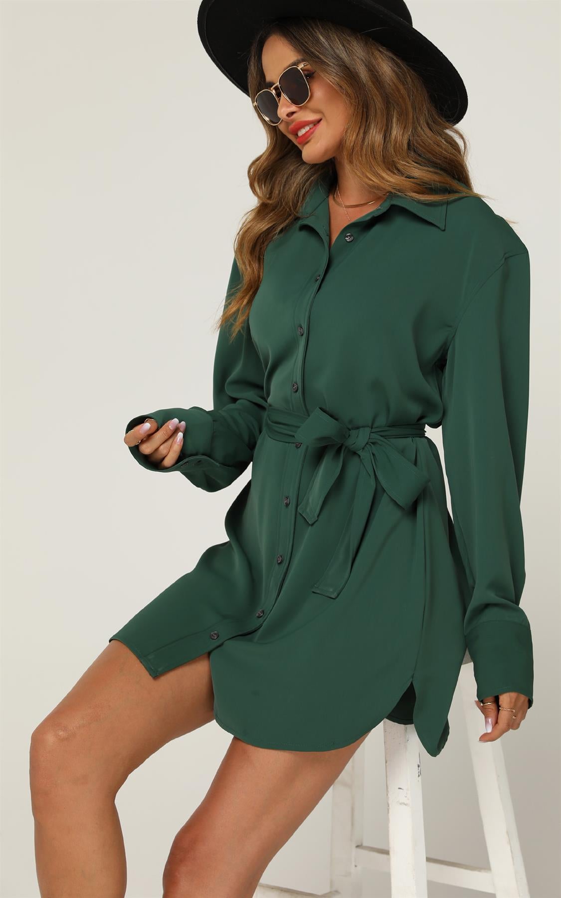 Relaxed Rounded Side Split Mini Shirt Dress In Green - AXON