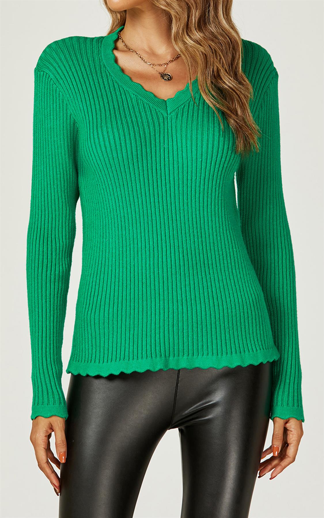 Scallop Crochet Trim V Neck Stretch - Knitted Jumper In Green - AXON