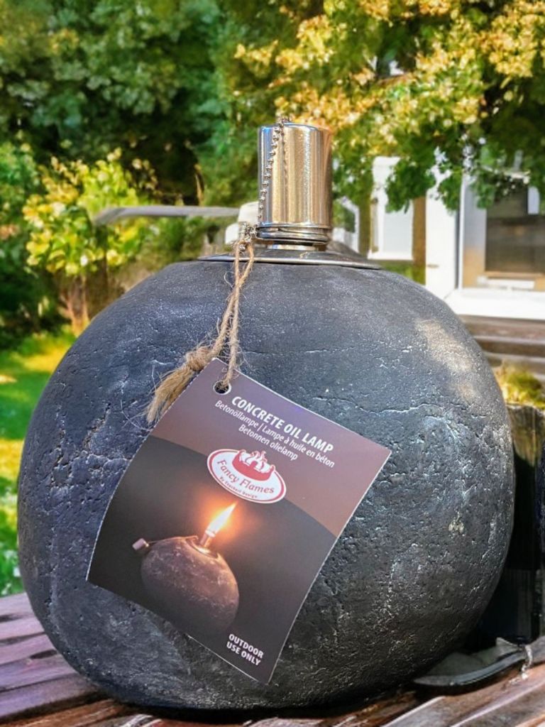 Schlichte graue Öllampe (Lampenöl) aus Beton mit Löschfeckel - Größe L