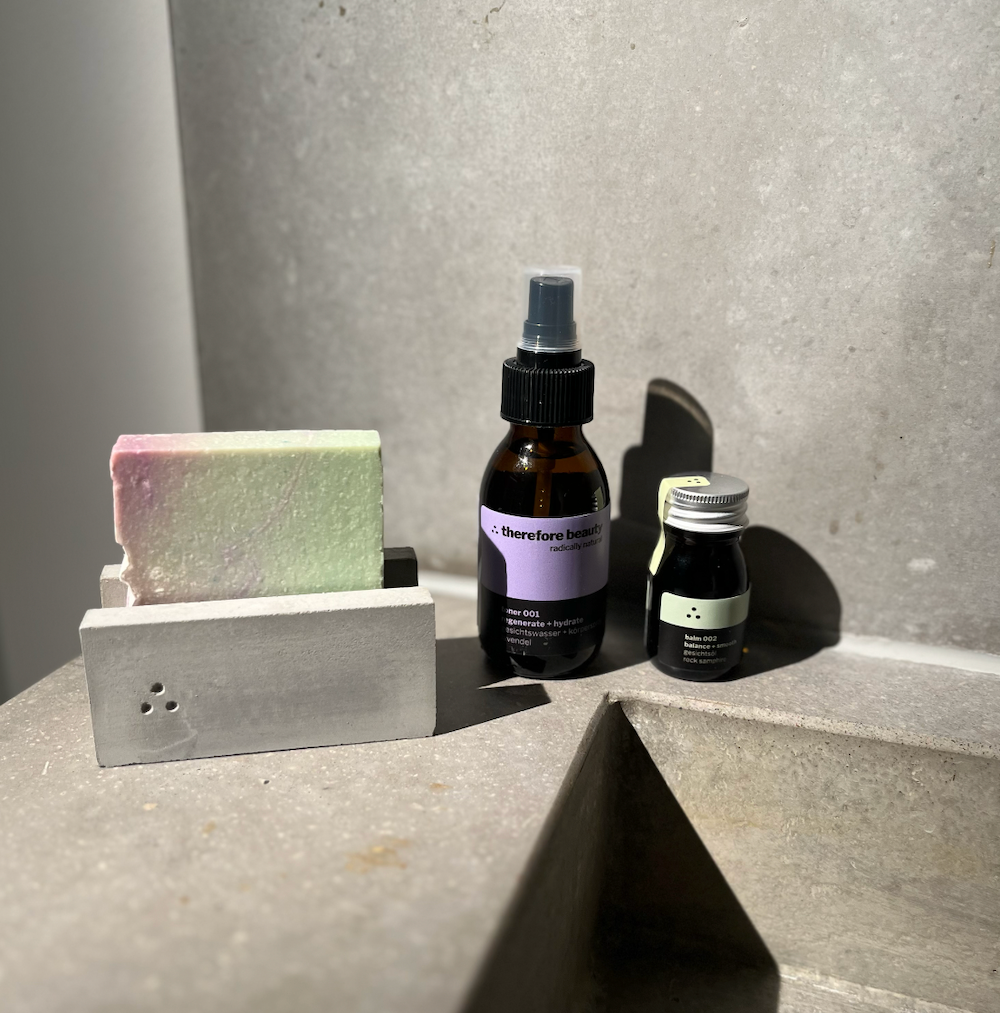 NEU! toner 001 | Feuchtigkeitsspray für Gesicht, Körper & Haar | aus Lavendelblüten