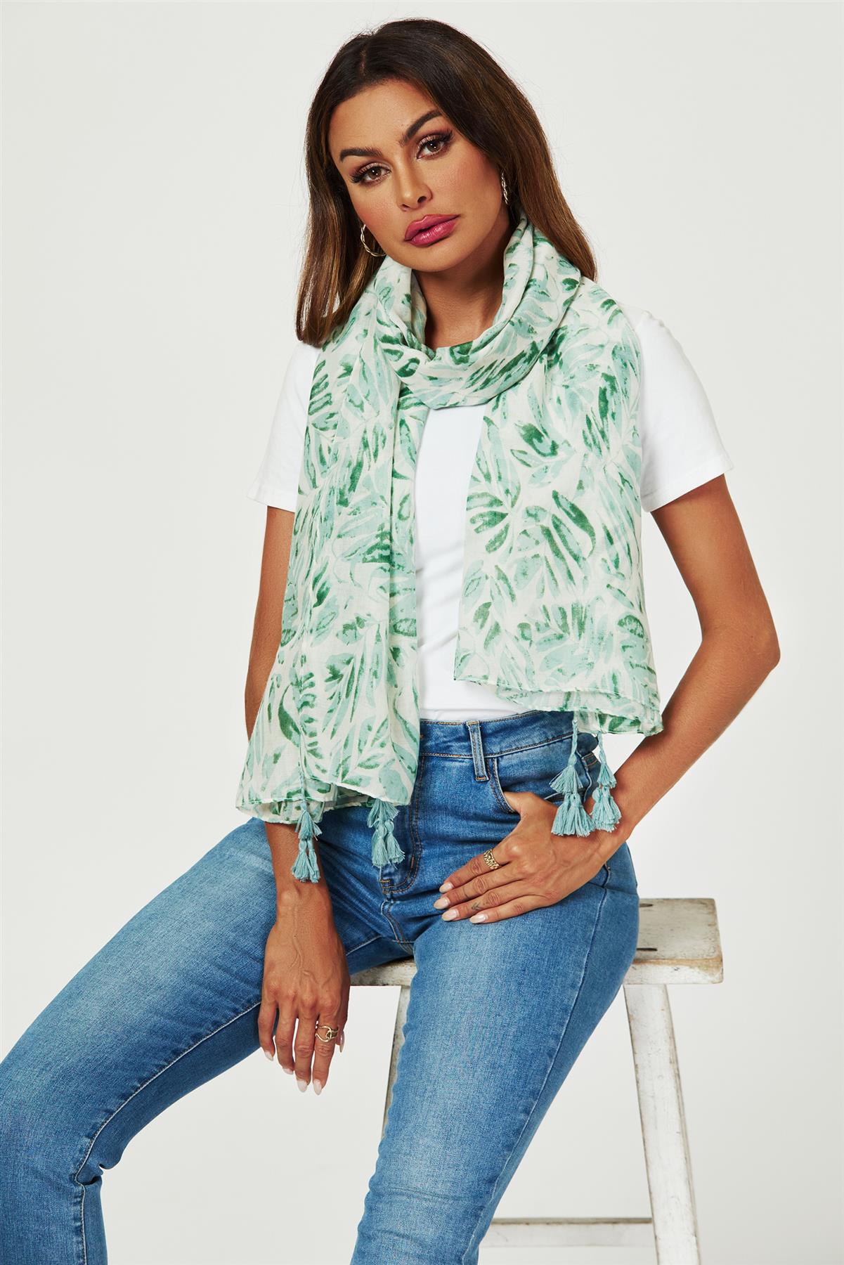 Tropical Leaf Print Tassel Scarf In Green - AXON