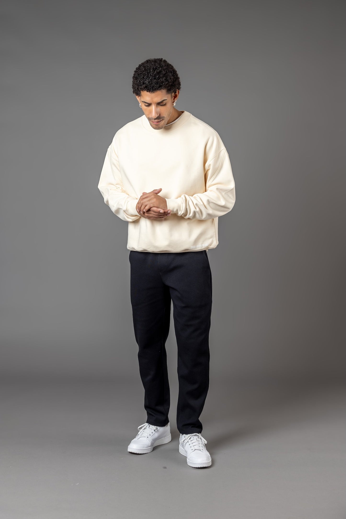 SCHWERES OVERSIZE SWEATSHIRT H5