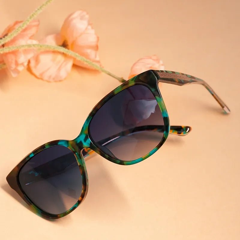 Utica - Petal Fade - AXON