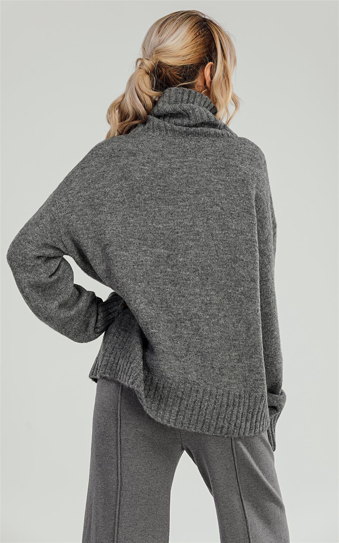 Wool Blanket Jumper Top With High Neck In Grey - AXON